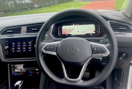 Volkswagen Tiguan Allspace LIFE TSI DSG 10