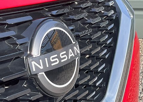 Nissan Qashqai DIG-T ACENTA PREMIUM MHEV 4