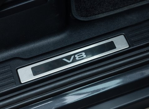 Land Rover Defender 90 V8 P525 25