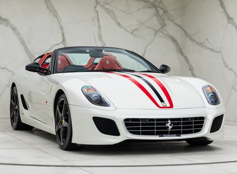 Ferrari 599 SA Aperta 12