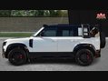Land Rover Defender X-DYNAMIC SE 7