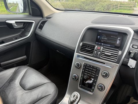 Volvo XC60 D5 SE LUX NAV AWD 15