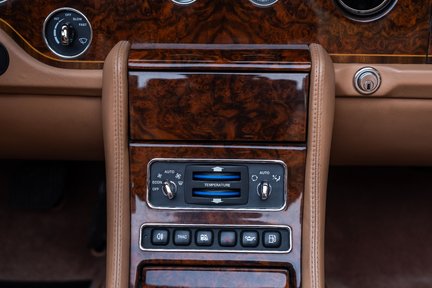 Rolls-Royce Corniche V Convertible 20