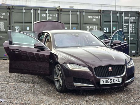 Jaguar XF 2.0d Portfolio Saloon 4dr Diesel Auto Euro 6 (s/s) (180 ps) 6