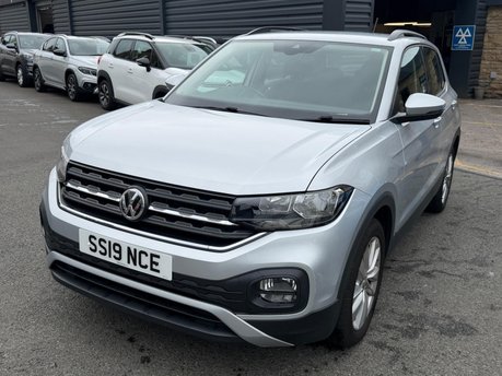 Volkswagen T-Cross SE TSI 5