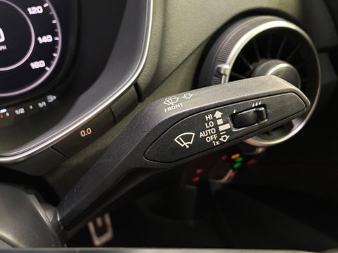 Audi TT 2.0 TFSI S line Euro 6 (s/s) 3dr 34