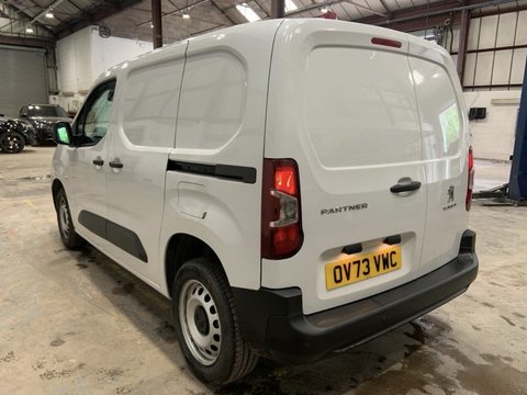 Peugeot Partner BLUEHDI PROFESSIONAL PREMIUM PLUS L1 9