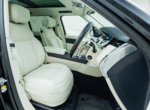 Land Rover Range Rover P460e Autobiography LWB 12