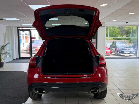 Mercedes-Benz GLA 1.6 GLA180 Urban Edition 7G-DCT Euro 6 (s/s) 5dr 92