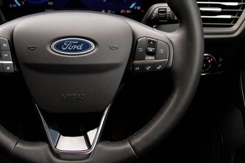 Ford Focus ACTIVE X 19