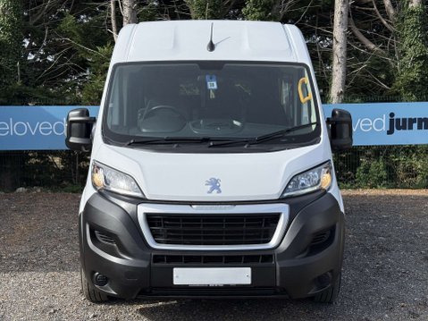 Peugeot Boxer 2.2 L3H2 15-seat Non-D1 3500kg minibus w/ AC & parking sensors. ULEZ Euro 6 8