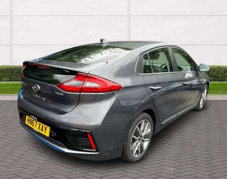Hyundai IONIQ 1.6 IONIQ Premium SE FHEV Semi-Auto 5dr 3