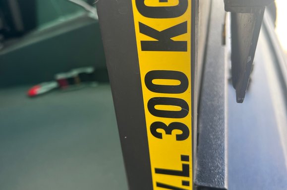 Citroen Berlingo Multispace 1.6 BlueHDi Feel Multispace MPV Wheel Chair Ramp 34