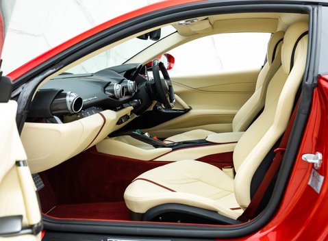 Ferrari 812 Superfast 13