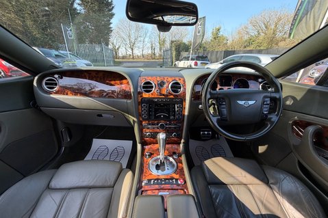 Bentley Continental GT - CYPRESS GREEN - 15 SERVICES RECORDED  14