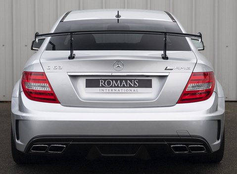 Mercedes-Benz C63 AMG Black Series 5