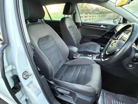 Volkswagen Golf 2.0 TDI BlueMotion Tech GT Euro 6 (s/s) 5dr 12