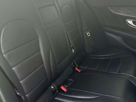 Mercedes-Benz C Class 2.1 C220d AMG Line Saloon 4dr Diesel 7G-Tronic+ Euro 6 (s/s) (170 ps) 7
