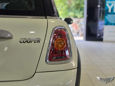 Mini Hatch 1.6 Cooper Steptronic Euro 4 3dr 8
