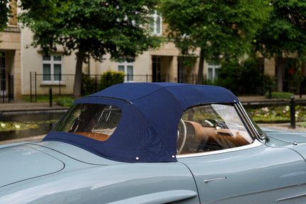 Mercedes-Benz SL 300 Roadster 11