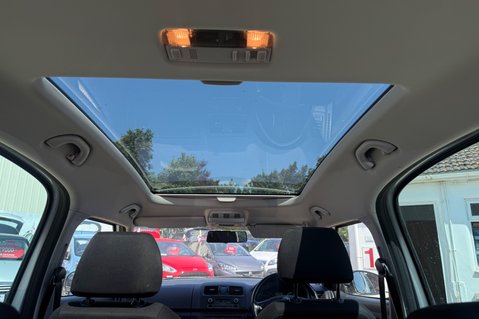Skoda Roomster SE PLUS.7 SERVICES..IDEAL FOR DOGS, WHEELCHAIR.SUNROOF 17