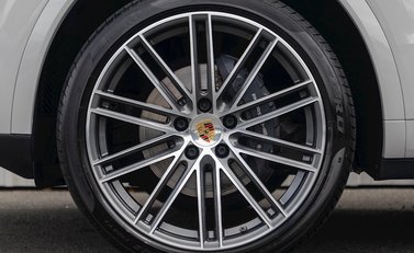 Porsche Cayenne V6 10