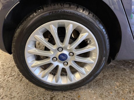 Ford Fiesta 1.0T EcoBoost Titanium X Euro 5 (s/s) 5dr 24