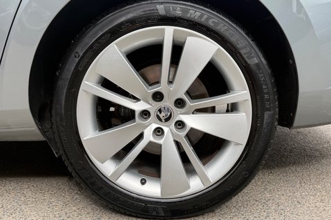 Skoda Superb SE L TDI DSG - FULL SKODA SERVICE HISTORY - 8 SERVICES 67