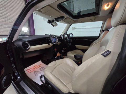 Mini Hatch 1.6 Cooper S Euro 5 (s/s) 3dr 40