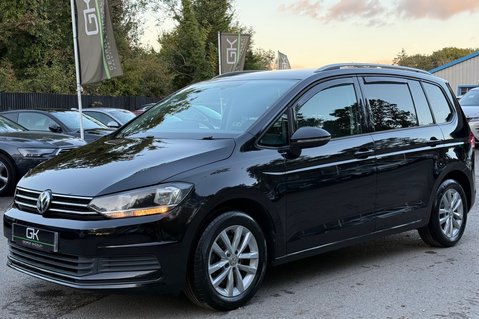 Volkswagen Touran SE TDI BMT -APPLE CAR PLAY-£35 ROAD TAX -9 SERVICES -PARK PILOT-240V SOCKET 11