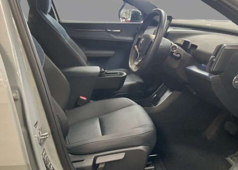Volvo Ex30 Single Motor Extended Range 69kWh Plus SUV 5dr Electric Auto (272 ps) 11