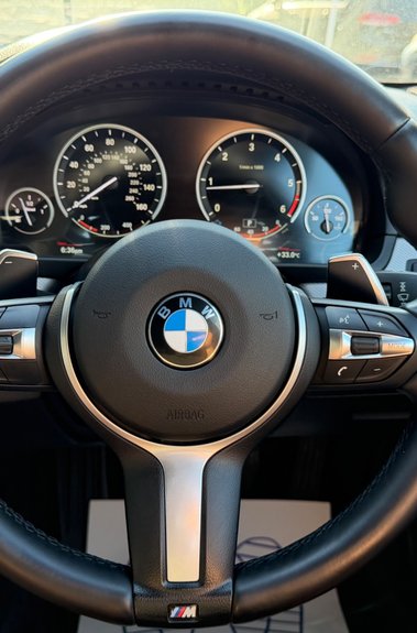 BMW 5 Series 520D M SPORT TOURING - ULEZ COMPLIANT - PRO NAV - 10 SERVICES - NEW MOT 