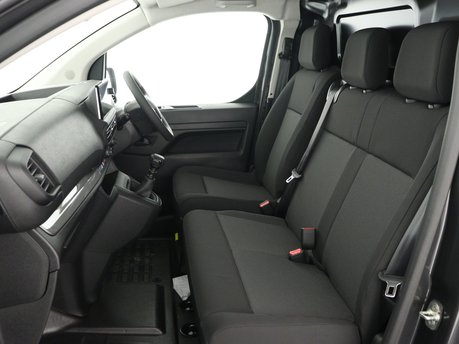 Vauxhall Vivaro L2H1 1.5 Turbo D 120 Prime 10