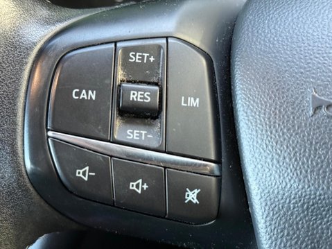 Ford Fiesta 1.0T EcoBoost Zetec Euro 6 (s/s) 3dr 20