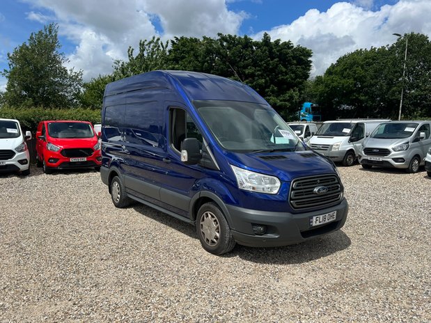 Ford Transit AUTO MWB L2H2 Medium Roof Trend 300 EURO 6 NO VAT 4