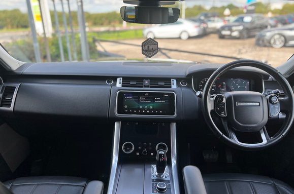 Land Rover Range Rover Sport 3.0 SDV6 HSE AUTO 36