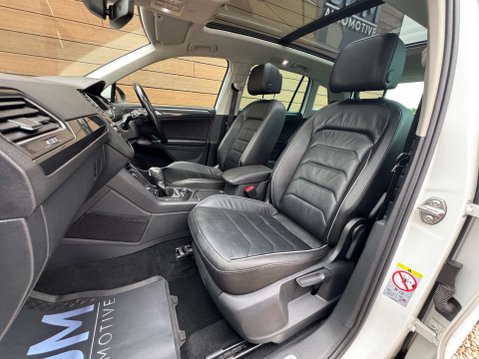 Volkswagen Tiguan 2.0 Tiguan SEL TDI BlueMotion Technology 4Motion Semi-Auto 4WD 5dr 36