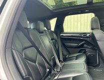 Porsche Cayenne 3.0 TD V6 Platinum Edition SUV 5dr Diesel TiptronicS 4WD Euro 6 (s/s) (262 13
