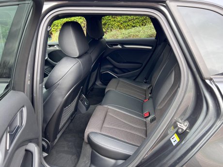 Audi A3 2.0 TDI 35 Black Edition Sportback S Tronic Euro 6 (s/s) 5dr 34