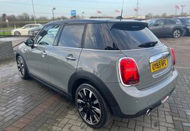 Mini Hatch COOPER EXCLUSIVE 5 DOOR AUTOMATIC 11