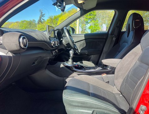 Nissan Juke 1.0 Juke Tekna+ DiG-T 5dr 34