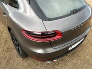 Porsche Macan D S PDK 29