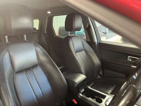 Land Rover Discovery Sport 2.0 Discovery Sport Black HSE TD4 Auto 4WD 5dr 16
