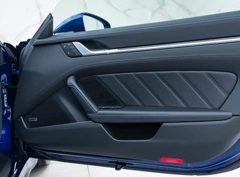 Porsche 911 Turbo S (992) 24