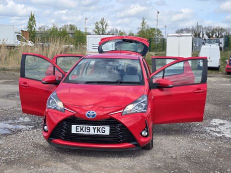 Toyota Yaris 1.5 VVT-h Icon Tech Hatchback 5dr Petrol Hybrid E-CVT Euro 6 (s/s) (100 ps) 5
