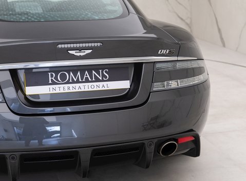Aston Martin DBS 24