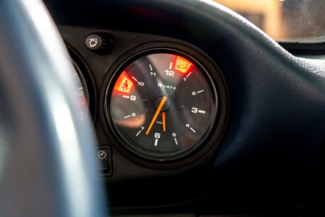 Porsche 911 CARRERA. NOW SOLD. SIMILAR REQUIRED. PLEASE CALL 01903 254800. 31