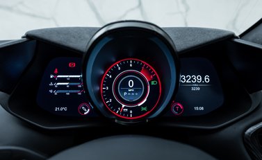 Aston Martin Vantage F1 EDITION 21