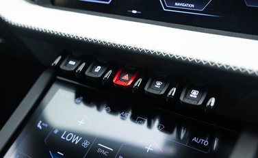 Lamborghini Urus SE 31