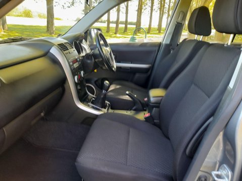 Suzuki Grand Vitara 2.4 VVT SZ4 4WD Euro 4 5dr 23